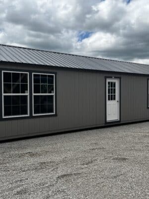 16 x 50 Cabin