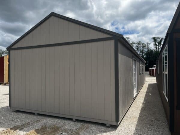 16 x 50 Cabin