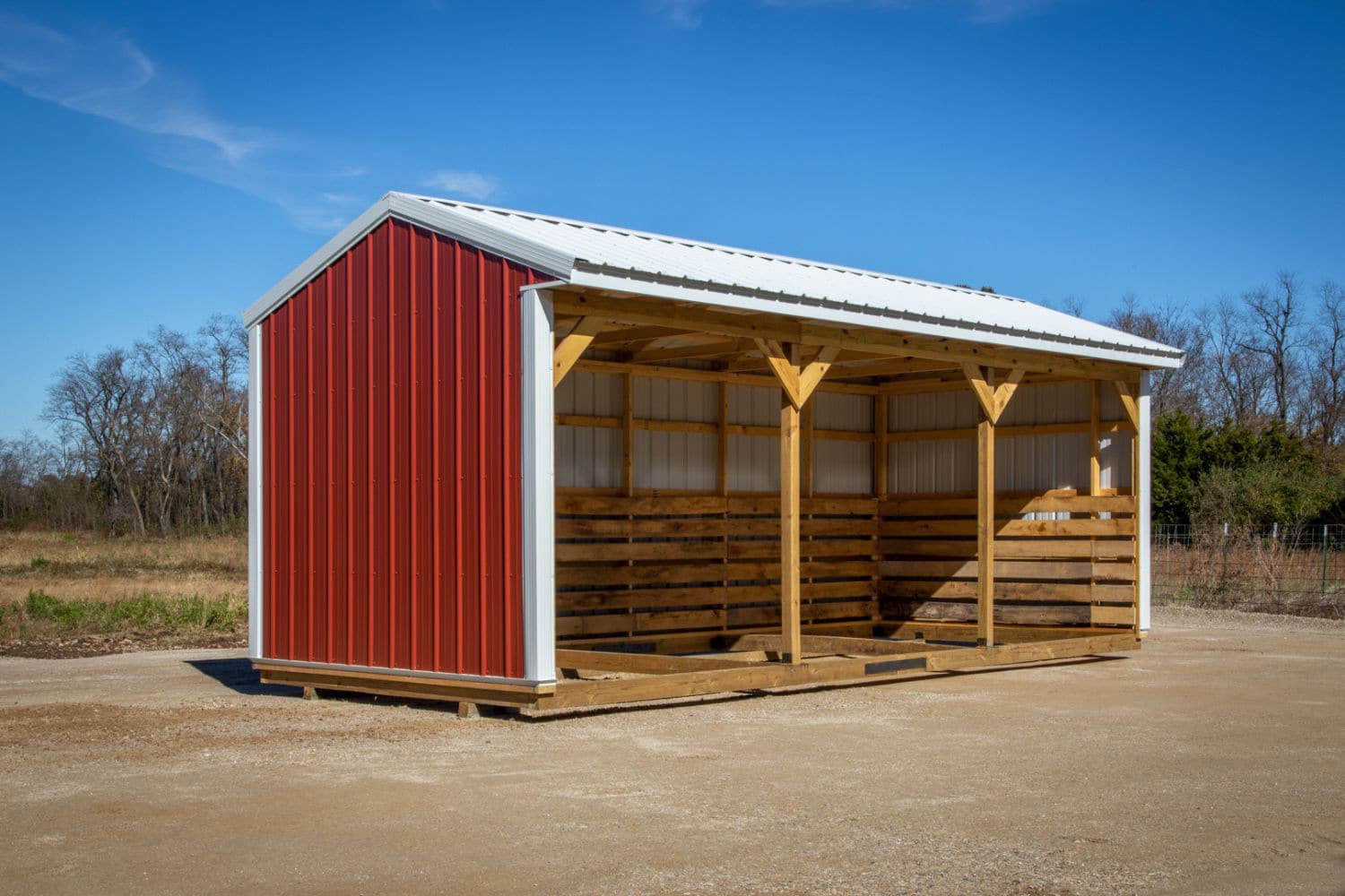single-slope-loafing-shed-in-fredericktown-mo